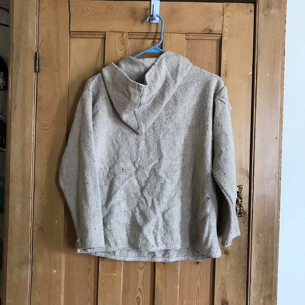 Poncho - Picture 2 of 2